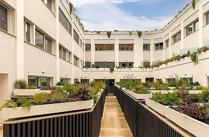 & Outdoor Patio - Colosseum & Fori Imperiali 4* Roma